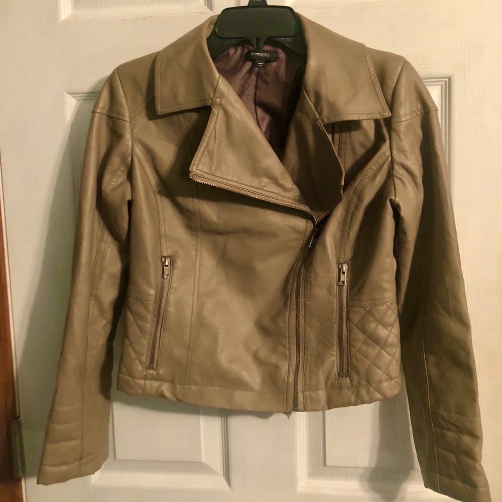 πππ΄π‘πππππ Moto Jacketππ - Picture 4 of 7